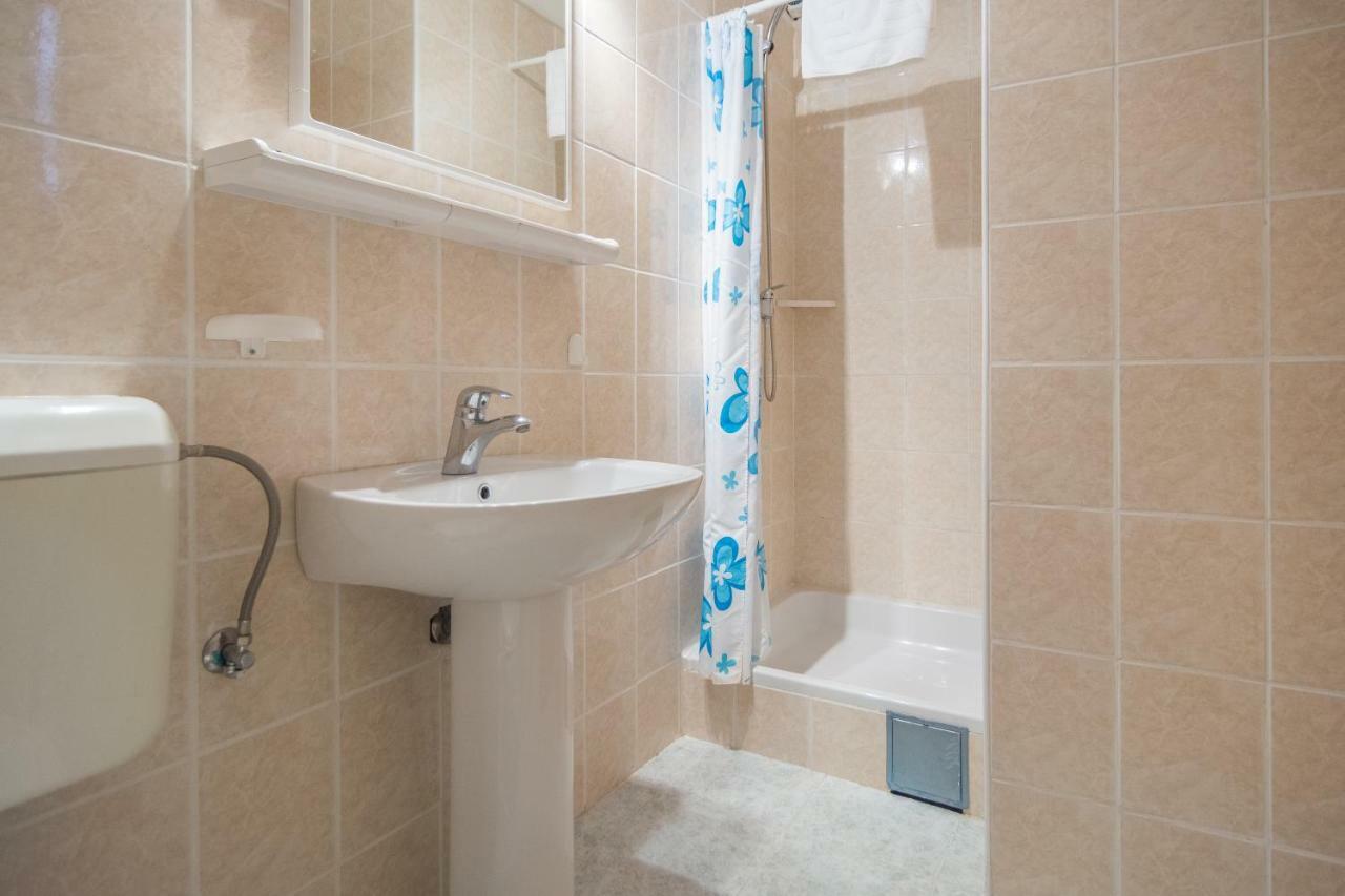 Appartement Olive Gardens à Primošten Extérieur photo