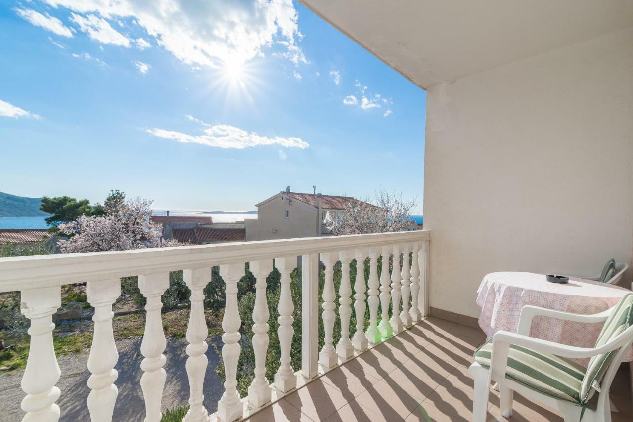 Appartement Olive Gardens à Primošten Extérieur photo